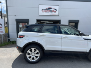 2016 Land Rover Range Rover Evoque 2.0 Td4 Se Tech in White — image 4