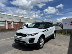 2016 Land Rover Range Rover Evoque 2.0 Td4 Se Tech in White — image 6