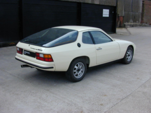 1976 Porsche 924 Ref 8672 - Nec Car Show 2025 - Porsche 924 2.0 Coupe Lhd - Launch Car – Just 13k Miles (21k Kms`s) in White — image 2