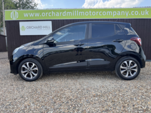 2017 Hyundai I10 1.2 I10 Prem Se 1.2 My17 in Black — image 3