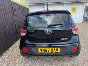 2017 Hyundai I10 1.2 I10 Prem Se 1.2 My17 in Black — image 5