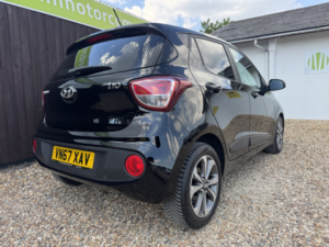 2017 Hyundai I10 1.2 I10 Prem Se 1.2 My17 in Black — image 6