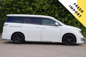 2010 Nissan Elgrand 2.5 Rider 5dr 8 Seats in White — image 2