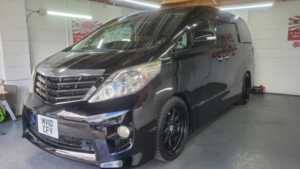 2010 Toyota Alphard Refurbished Black Alloy Wheels in Black — image 5
