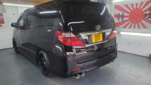 2010 Toyota Alphard Refurbished Black Alloy Wheels in Black — image 6