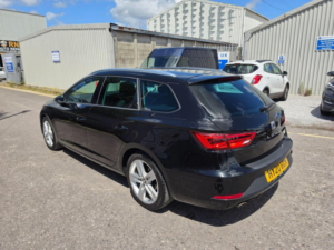 2020 SEAT Leon 2.0 Tdi Fr DSG Euro 6 (s/s) 5dr in Black — image 4