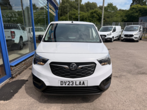 2023 Vauxhall Combo 1.5 Turbo D 2300 Prime Panel Van 6dr Diesel Manual L2 H1 Euro 6 100 Ps in White — image 2