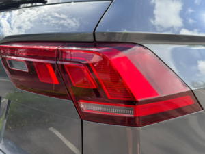 2018 Volkswagen Tiguan 2.0 Tdi Se Navigation in Grey — image 6