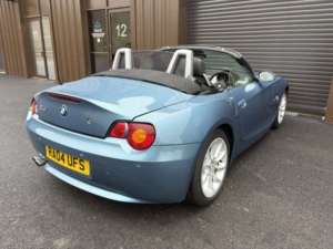 2004 BMW Z4 3.0 Z4 3.0i Se Roadster in Blue — image 6