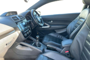 2017 Volkswagen Scirocco 2.0 Tdi R-Line in White — image 2