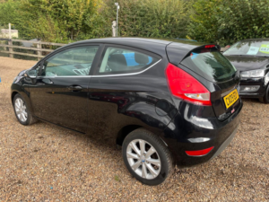 2009 Ford Fiesta 1.25 Zetec 3dr in Black — image 5