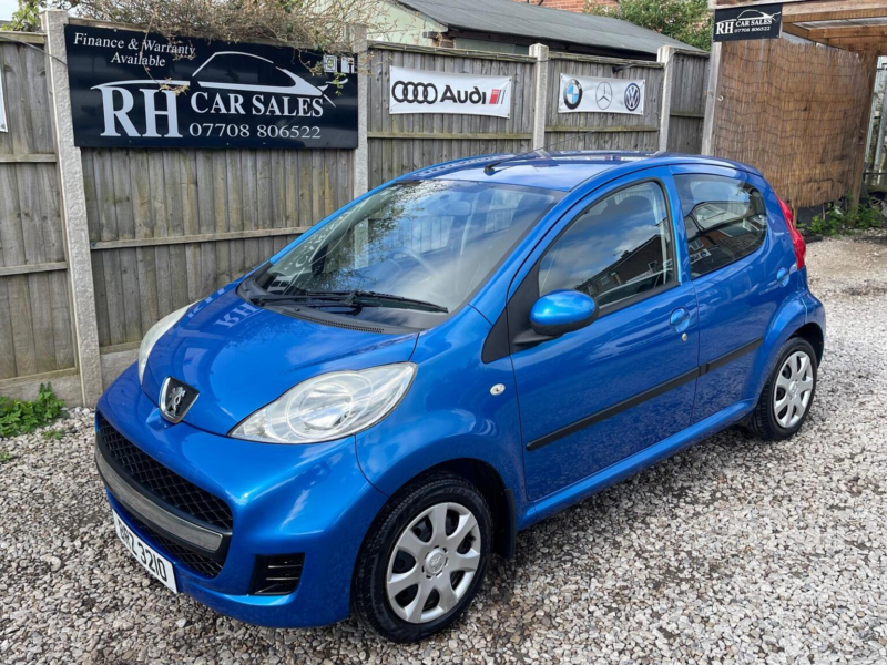 2010 Peugeot 107 1.0 12v Urban 2 Tronic Euro 4 5dr in Blue — image 1