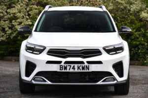 2025 Kia Stonic 1.0 T-Gdi Mhev Gt-Line S SUV 5dr Petrol Hybrid Dct Euro 6 (s/s) (98 Bhp) in White — image 5