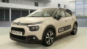2024 Citroen C3 1.2 Puretech Max Eat6 Euro 6 (s/s) 5dr in Grey — image 2