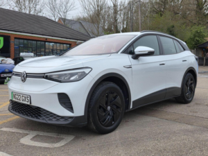 2022 Volkswagen Id.4 Pure 52kwh Life Auto 5dr in White — image 3