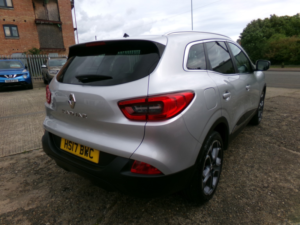 2017 Renault Kadjar 1.2 Dynamique S Nav Tce 130 in Silver — image 5