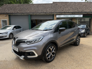 2018 Renault Captur 0.9 Tce 90 Gt Line Top Spec One Owner Low Mileage Full Renault History Full Leather Parking Camera in Grey — image 2