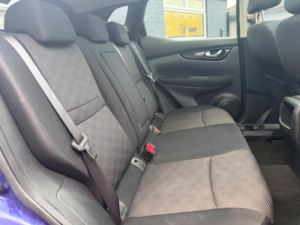 2015 Nissan Qashqai 1.5 Dci Acenta+ 2WD Euro 5 (s/s) 5dr in Blue — image 5