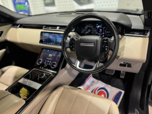2018 Land Rover Range Rover Velar 2.0 D180 R-Dynamic Se Auto 4WD Euro 6 (s/s) 5dr in Black — image 6