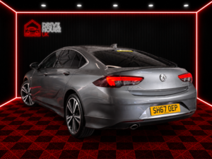 2017 Vauxhall Insignia 2.0 Turbo D Blueinjection Sri Vx Line Nav in Grey — image 3