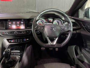 2017 Vauxhall Insignia 2.0 Turbo D Blueinjection Sri Vx Line Nav in Grey — image 6