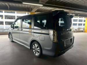 2013 Honda Stepwagon 2.0 Spada Power Edition 5dr 8 Seats in Grey — image 5