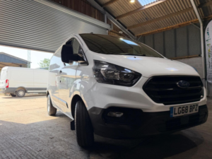 2018 Ford Transit Custom 2.0 300 Ecoblue L1 H1 Euro 6 5dr in White — image 2