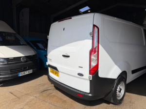 2018 Ford Transit Custom 2.0 300 Ecoblue L1 H1 Euro 6 5dr in White — image 6
