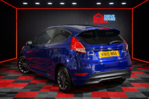 2015 Ford Fiesta 1.0 T Ecoboost Zetec S in Blue — image 3