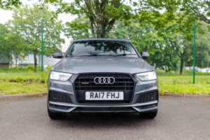 2017 Audi Q3 2.0 Tfsi Black Edition in Grey — image 2