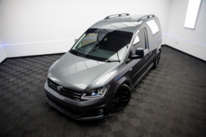 2017 Volkswagen Caddy 2.0 Tdi C20 Caddy Kombi Tech Highline Panel Van 5dr Diesel DSG Swb Euro 6 Tmg R in Grey — image 5