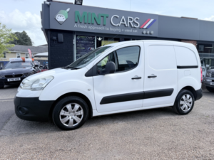 2011 Citroen Berlingo 1.6 Hdi 625 Lx in White — image 6