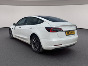 2021 Tesla Model 3 (dual Motor) Long Range in White — image 5