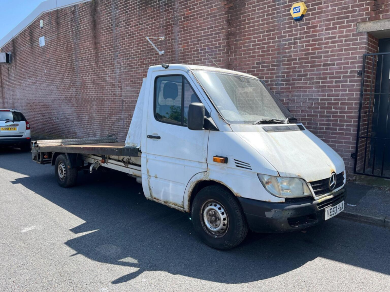 2003 Mercedes-Benz Sprinter 2.2 Cdi 313 2dr (lwb) in White — image 1
