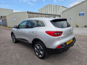 2018 Renault Kadjar 1.3 Tce Dynamique S Nav Euro 6 (s/s) 5dr in Silver — image 4
