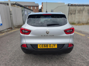 2018 Renault Kadjar 1.3 Tce Dynamique S Nav Euro 6 (s/s) 5dr in Silver — image 5
