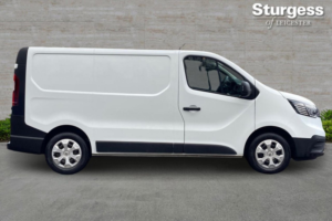 2022 Renault Trafic 2.0 Dci Blue Sl28 Business L1 H1 Euro 6 (s/s) 5dr in White — image 5