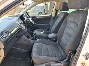 2017 Volkswagen Tiguan 2.0 Tdi Bluemotion Tech Sel in White — image 5