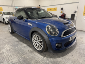 2013 MINI Coupe 1.6 Cooper S Coupe in Blue — image 3