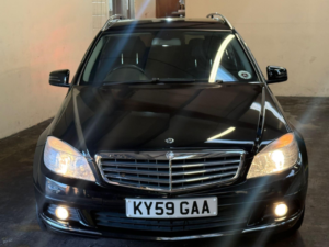 2009 Mercedes-Benz C Class 2.1 C220 Cdi Blueefficiency Elegance Auto Euro 5 5dr in Black — image 3
