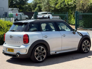 2015 MINI Countryman 2.0 Cooper Sd Euro 6 (s/s) 5dr in Silver — image 5