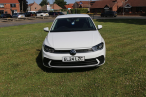 2024 Volkswagen Polo 1.0 Tsi Life in White — image 3