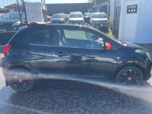 2015 Citroen C1 1.2l Puretech Airscape Flair Hatchback 3dr Petrol Manual Euro 6 (82 Bhp) in Black — image 4
