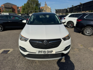 2019 Vauxhall Grandland X 1.2 Turbo Elite Nav Auto Euro 6 (s/s) 5dr in White — image 3