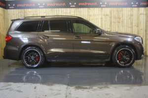 2016 Mercedes-Benz Gls 5.5 Gls63 V8 Amg in Brown — image 6