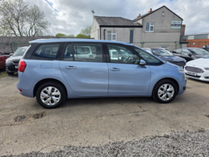 2016 Citroen Grand C4 Picasso 1.6 Bluehdi Vtr+ in Blue — image 5