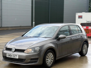 2014 Volkswagen Golf 1.6 Tdi Bluemotion Tech S Euro 5 (s/s) 5dr in Grey — image 4