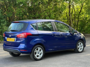 2014 Ford B-Max 1.4 Zetec Euro 5 5dr in Blue — image 5
