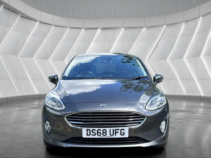 2018 Ford Fiesta 1.1 Ti-Vct Zetec Euro 6 (s/s) 5dr in Grey — image 3