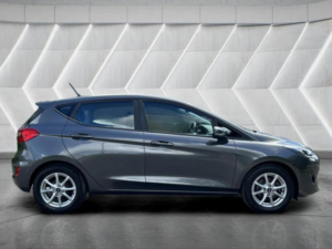 2018 Ford Fiesta 1.1 Ti-Vct Zetec Euro 6 (s/s) 5dr in Grey — image 6